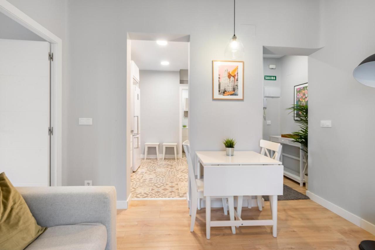 2 Bedrooms 1 Bathroom Furnished - Lavapies - Modern - Mintystay Madrid Exterior photo